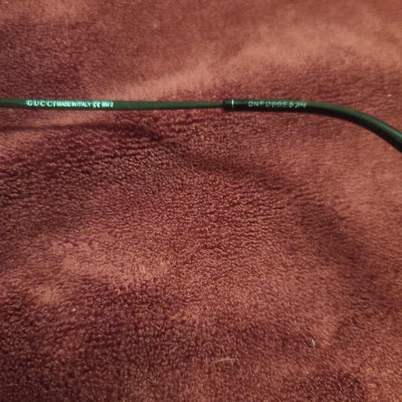 Women's Gucci Sunglasses - Picture 5 of 8